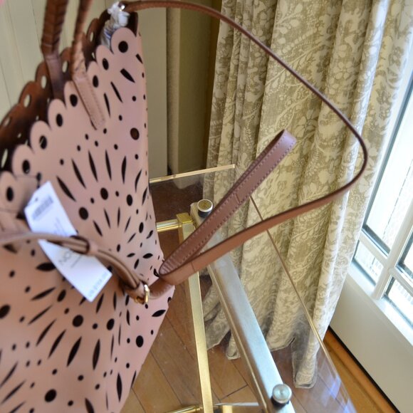 Chico's Chicos Laser Cut Neutral Leather Tote Bags Tan NWT - Picture 9 of 13